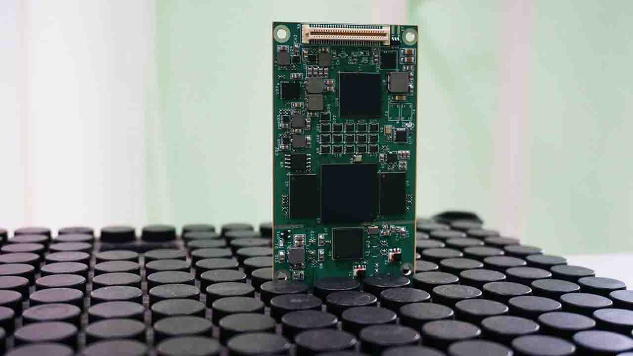 Industrial PCB repair using professional rework tools